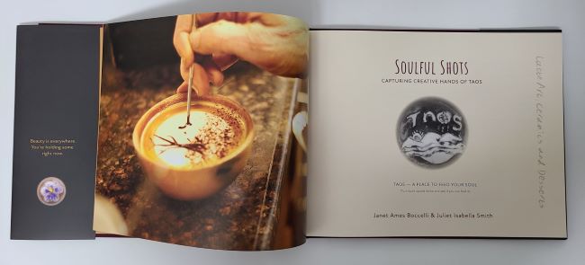 Latte Art: Soulful Shots (Coffee Table linen book)